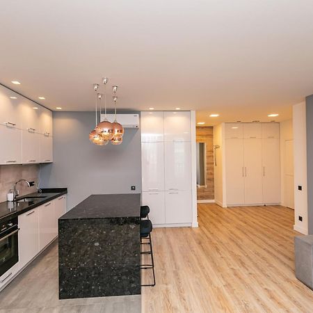 Petrovdom 190-199-216 In Spacious Apartments At Rc New York Concept House 基輔 外观 照片