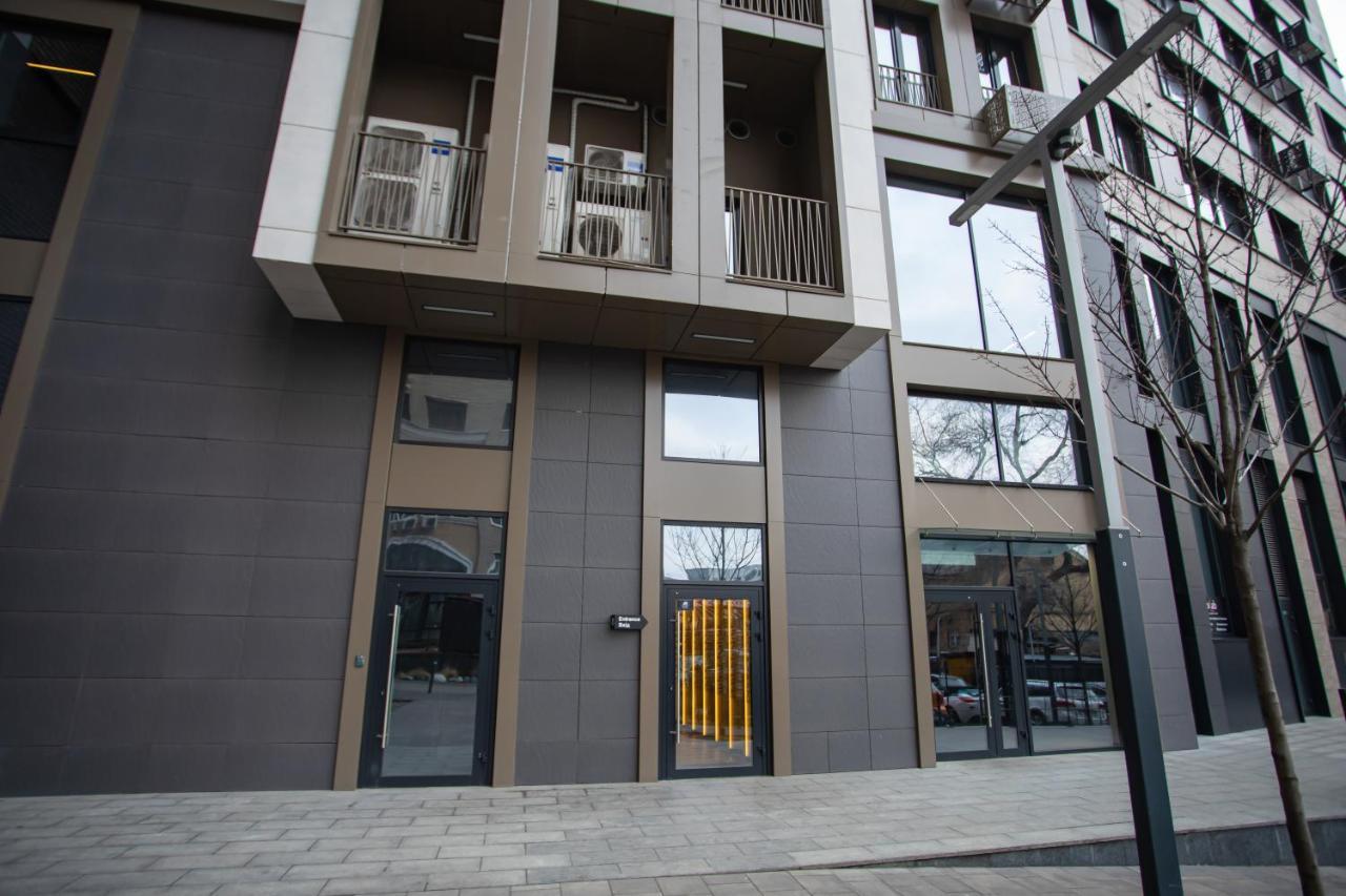 Petrovdom 190-199-216 In Spacious Apartments At Rc New York Concept House 基輔 外观 照片