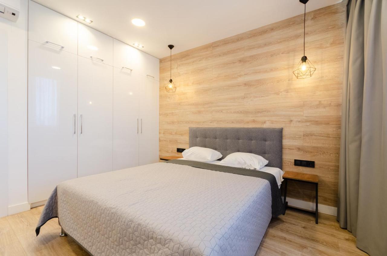 Petrovdom 190-199-216 In Spacious Apartments At Rc New York Concept House 基輔 外观 照片