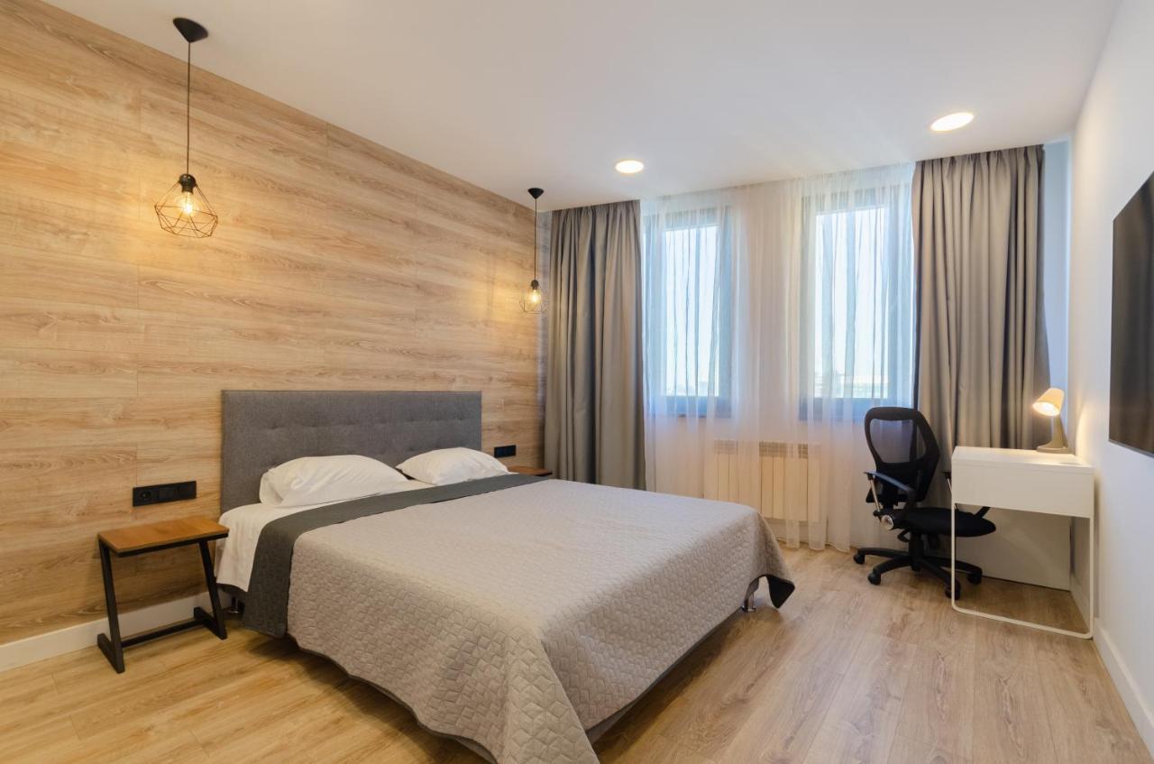 Petrovdom 190-199-216 In Spacious Apartments At Rc New York Concept House 基輔 外观 照片